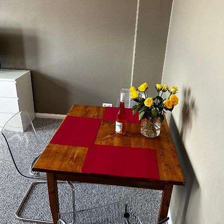 Traumhafter Altbaucharme In Zentraler Lage Apartment Кил Екстериор снимка
