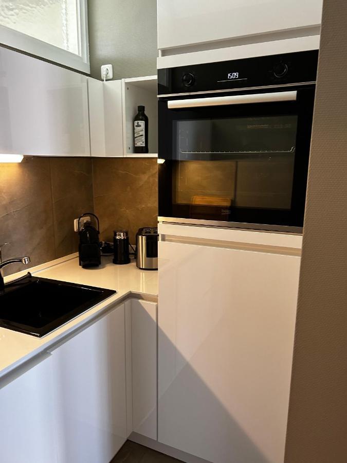 Traumhafter Altbaucharme In Zentraler Lage Apartment Кил Екстериор снимка