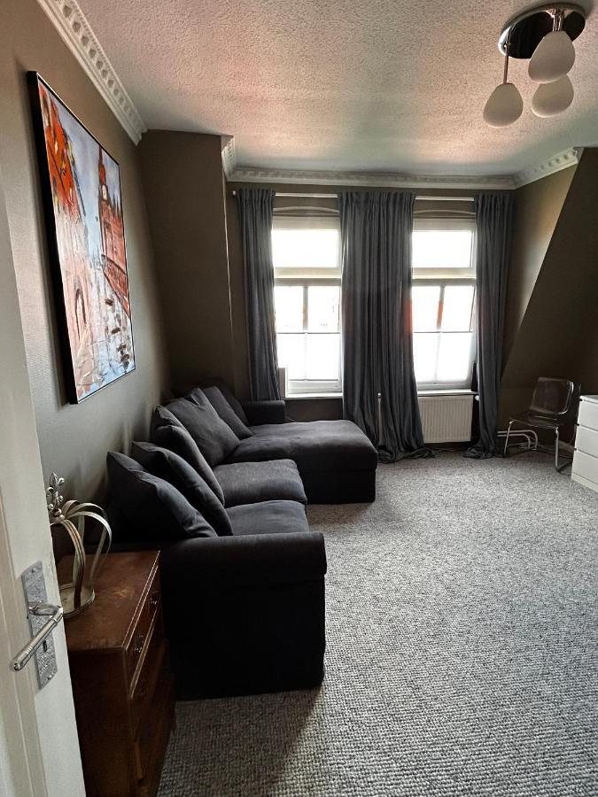 Traumhafter Altbaucharme In Zentraler Lage Apartment Кил Екстериор снимка